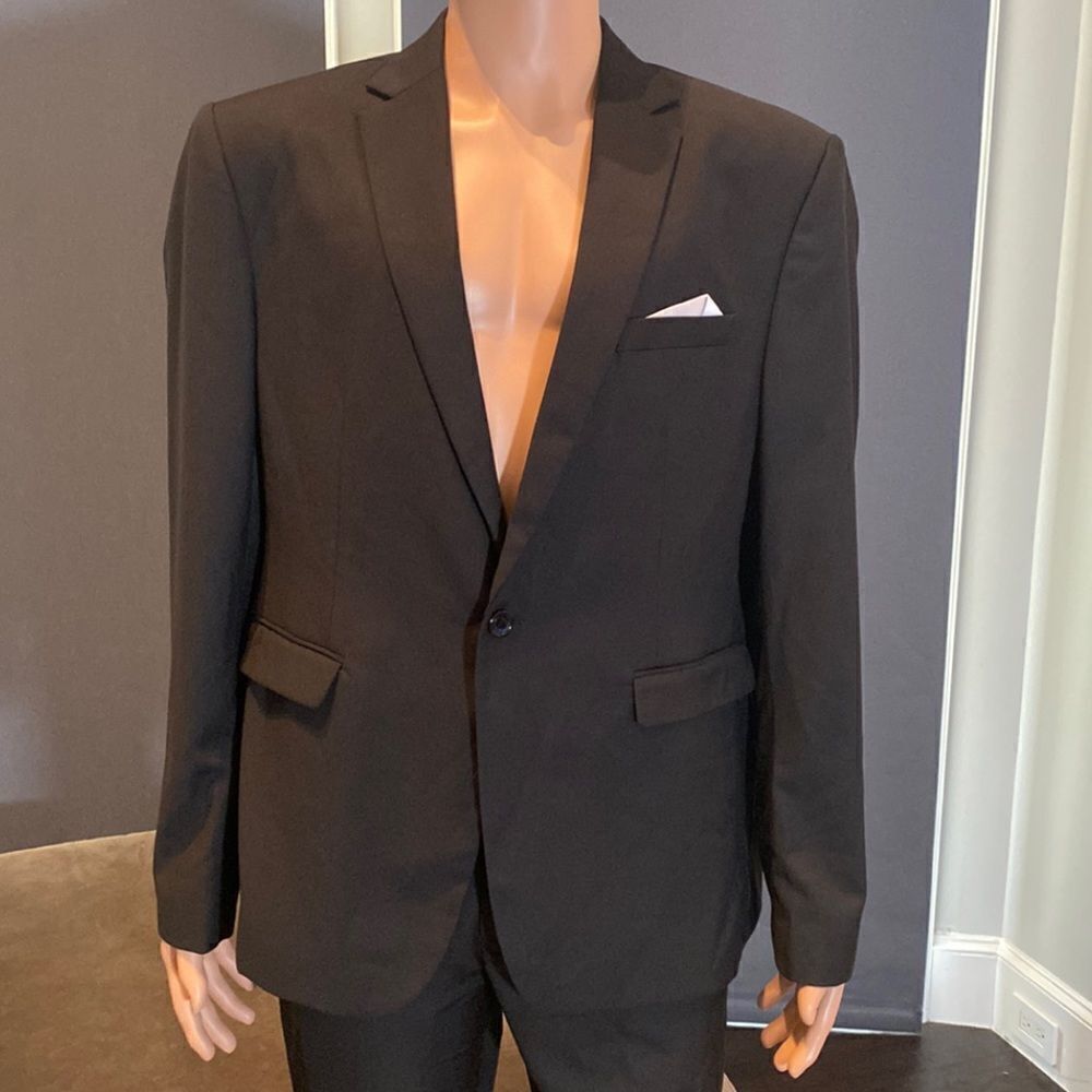 Men’s Black 2 Piece Suit One Button Notched Lapel Size 40 Jacket 36 Pants NWT